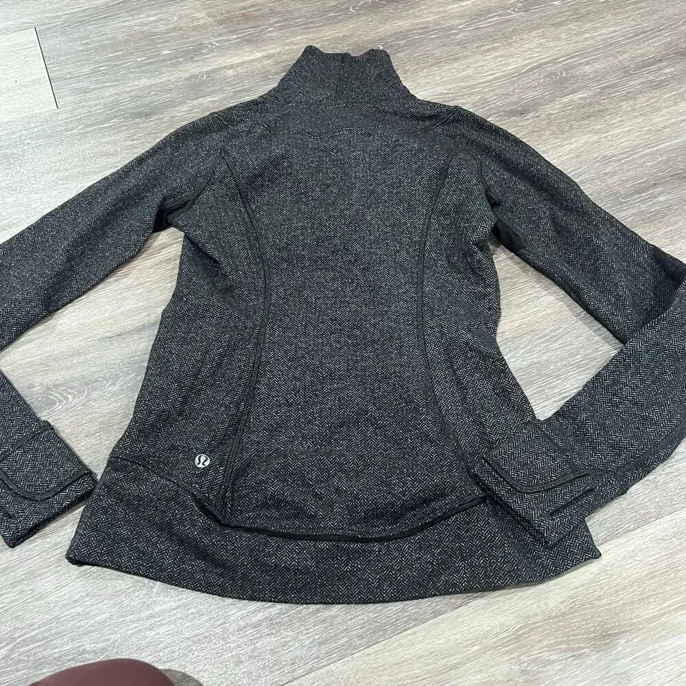 Lululemon Athletica Gray Pullover Size 4 - Picture 3 of 6